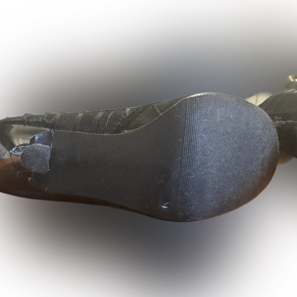 Rue21 Black Ruffled Flats - Picture 5 of 6